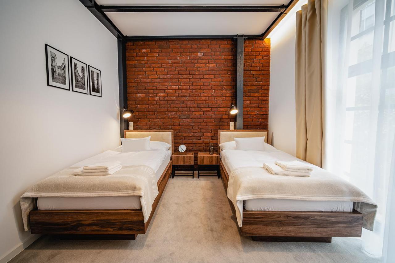 Garni Hotel Dock Bratislava Dış mekan fotoğraf