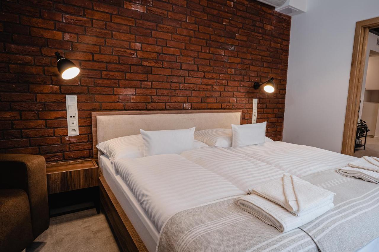 Garni Hotel Dock Bratislava Dış mekan fotoğraf
