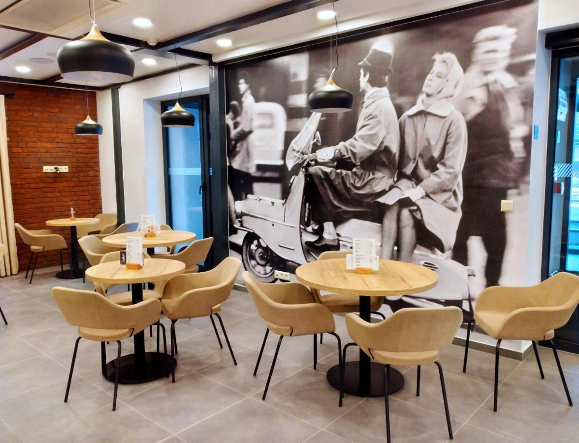 Garni Hotel Dock Bratislava Dış mekan fotoğraf