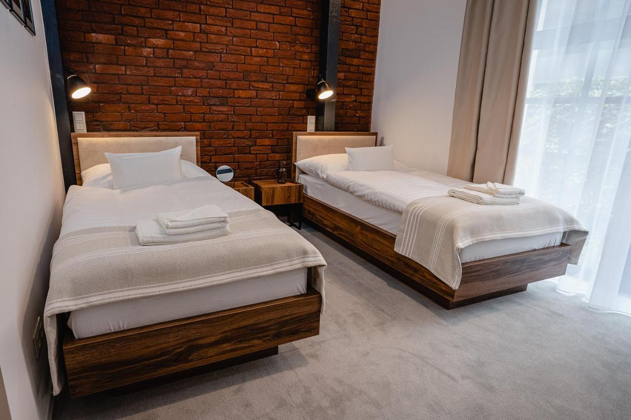 Garni Hotel Dock Bratislava Dış mekan fotoğraf